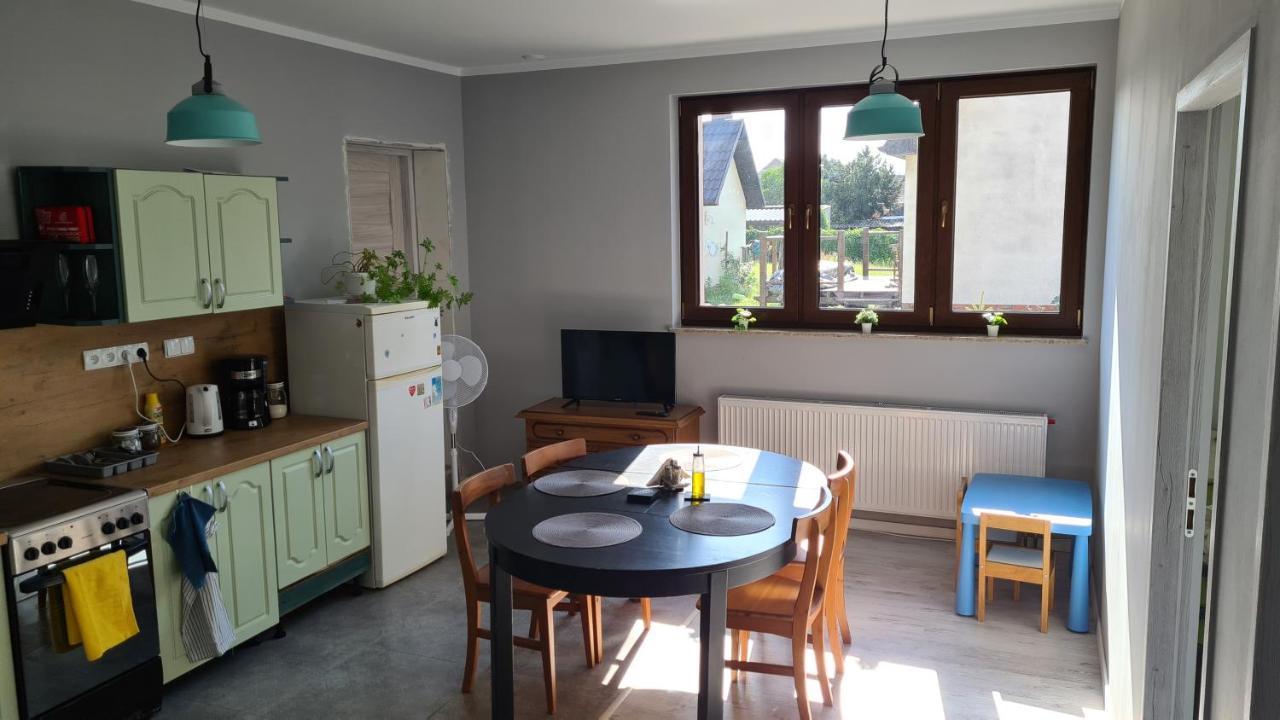 Urocze Apartamenty Na Wsi Goledzinow ภายนอก รูปภาพ