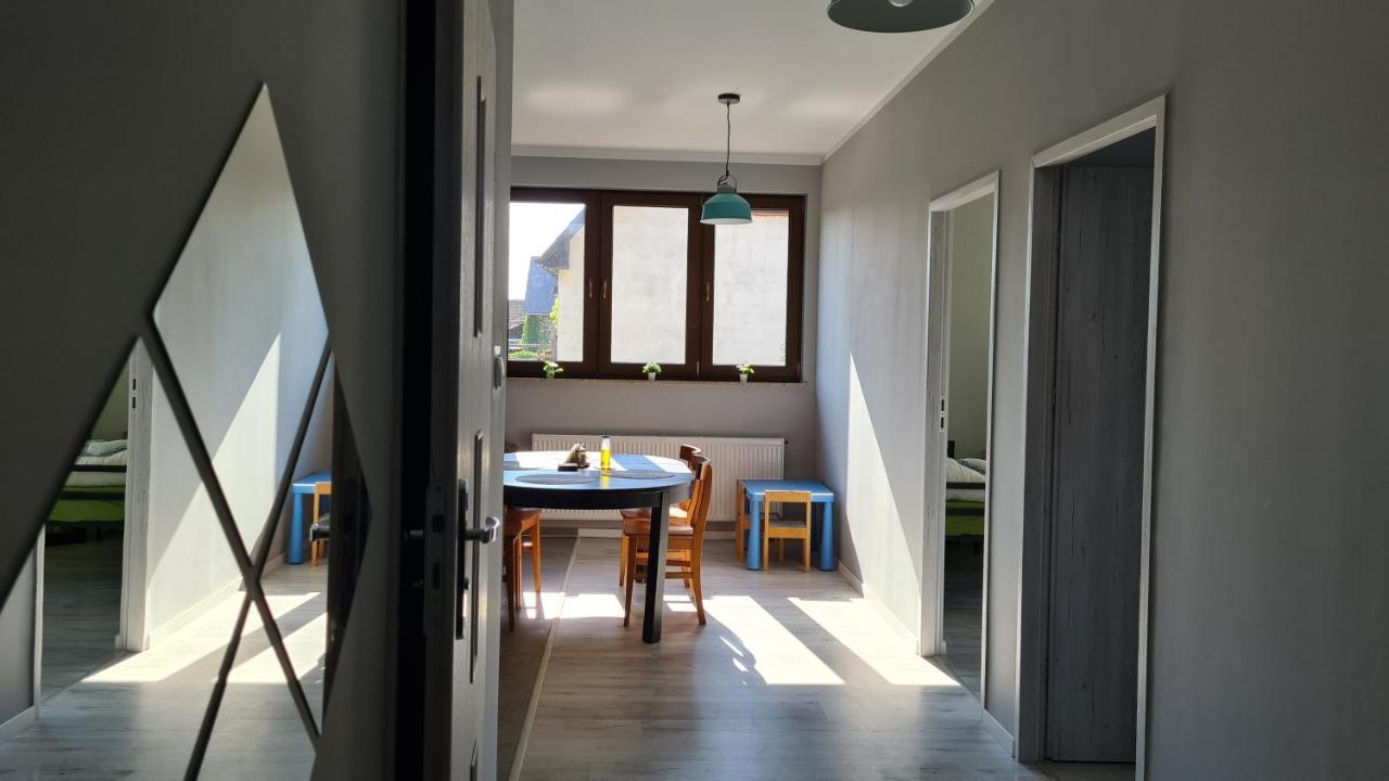 Urocze Apartamenty Na Wsi Goledzinow ภายนอก รูปภาพ