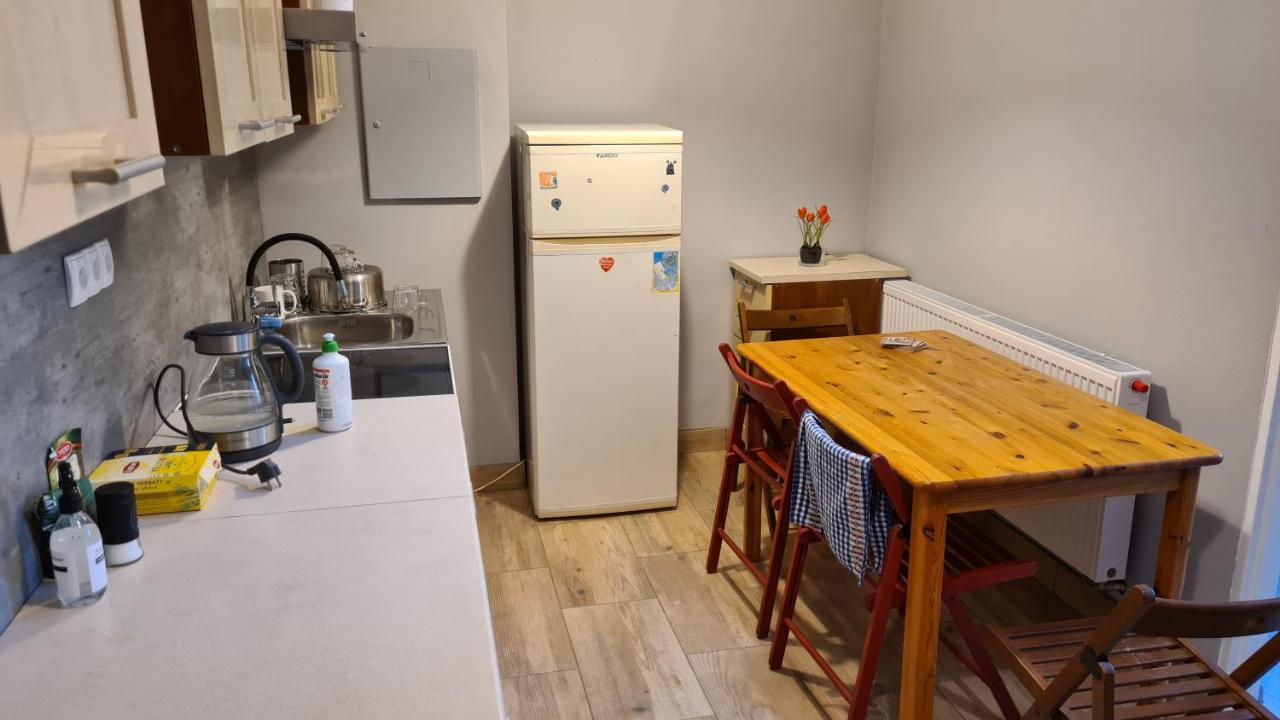 Urocze Apartamenty Na Wsi Goledzinow ภายนอก รูปภาพ