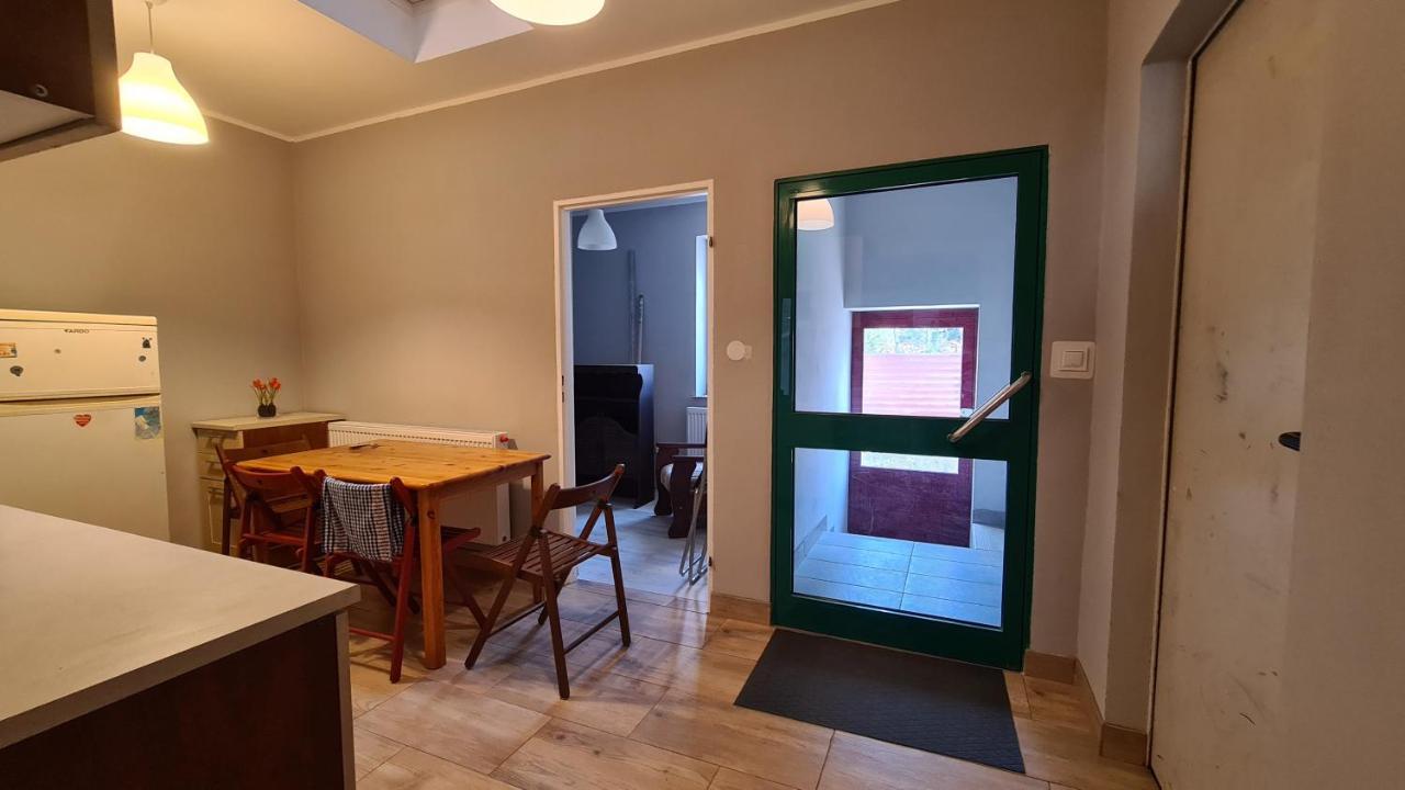 Urocze Apartamenty Na Wsi Goledzinow ภายนอก รูปภาพ