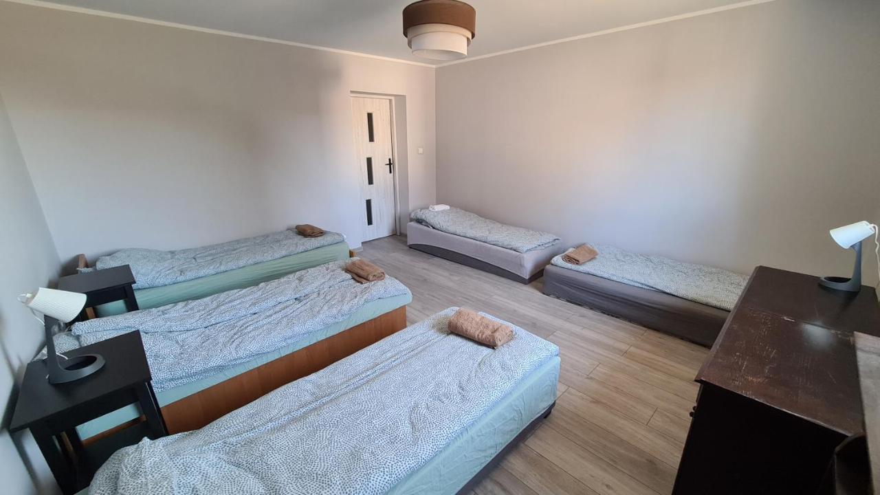 Urocze Apartamenty Na Wsi Goledzinow ภายนอก รูปภาพ